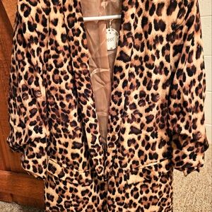 NWT Leopard blazer. Size medium